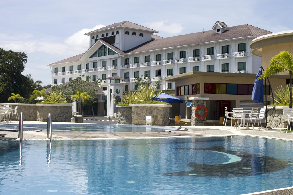 Klana Beach Resort Port Dickson Exterior photo
