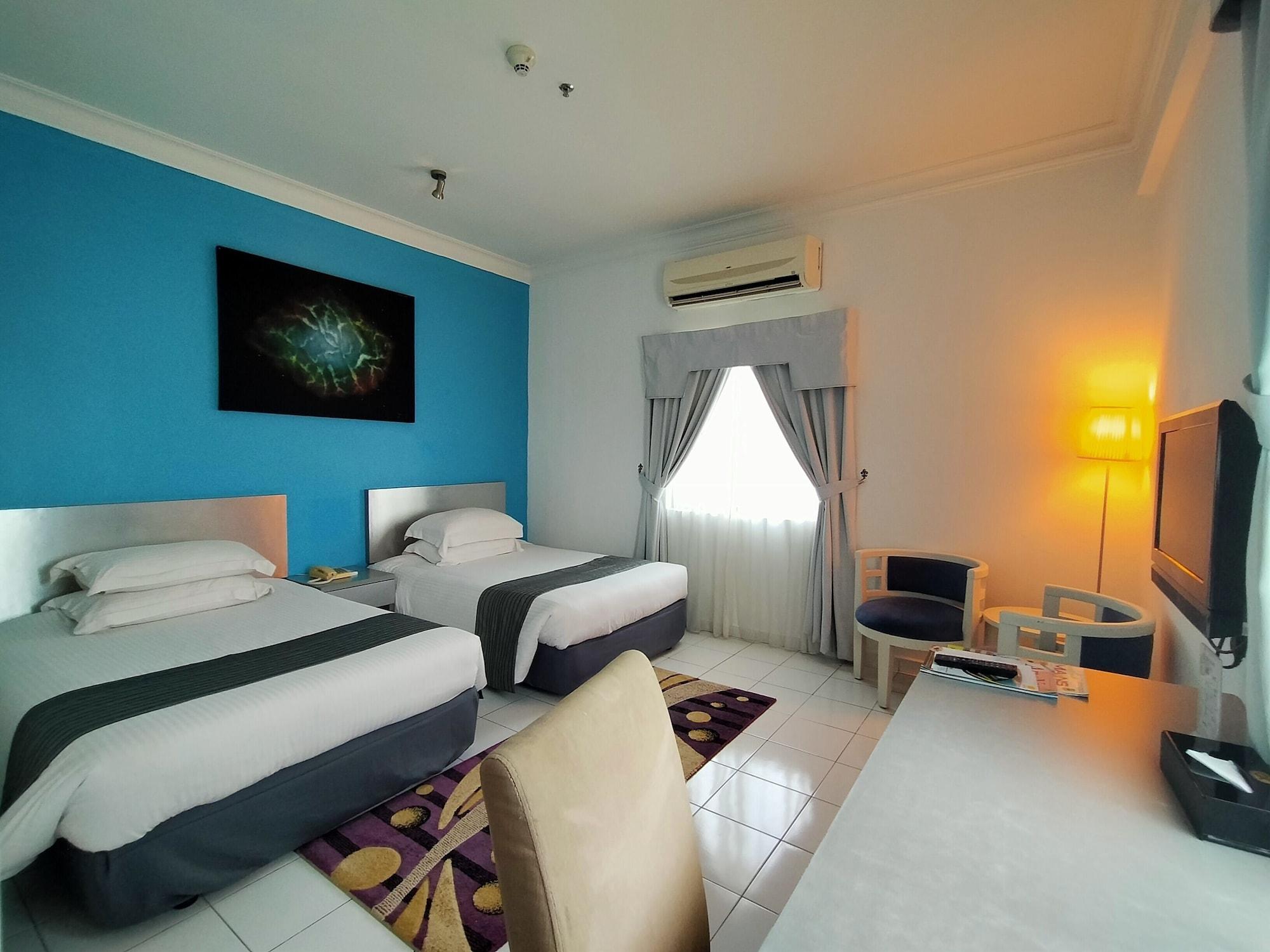 Klana Beach Resort Port Dickson Exterior photo