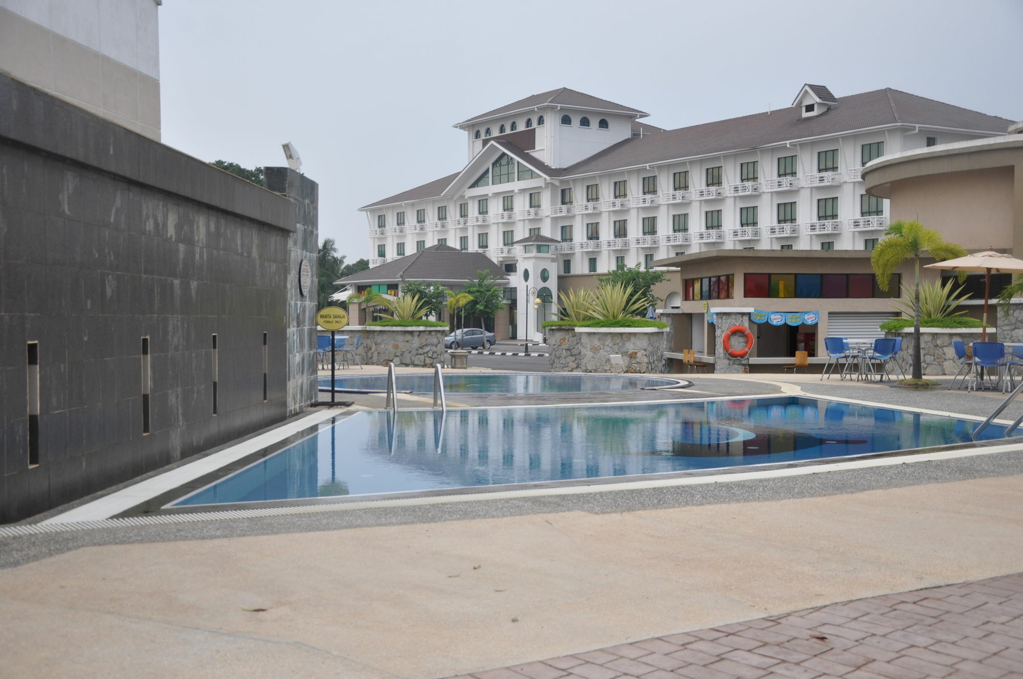 Klana Beach Resort Port Dickson Exterior photo