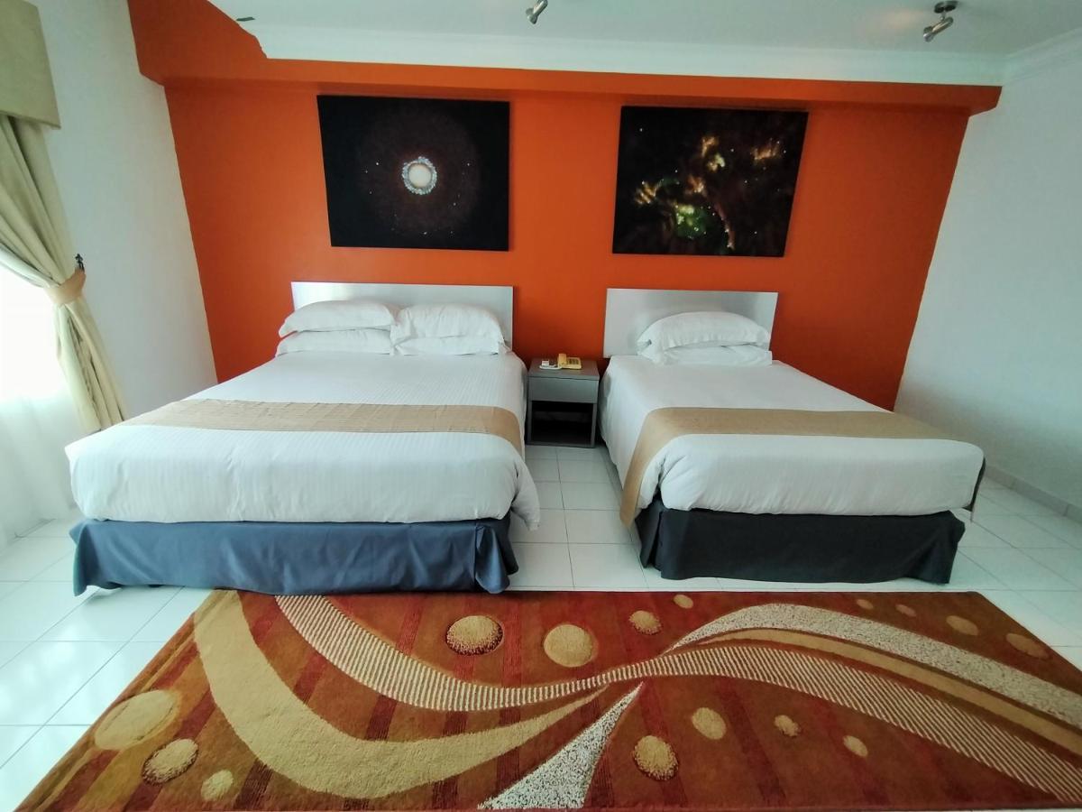 Klana Beach Resort Port Dickson Exterior photo